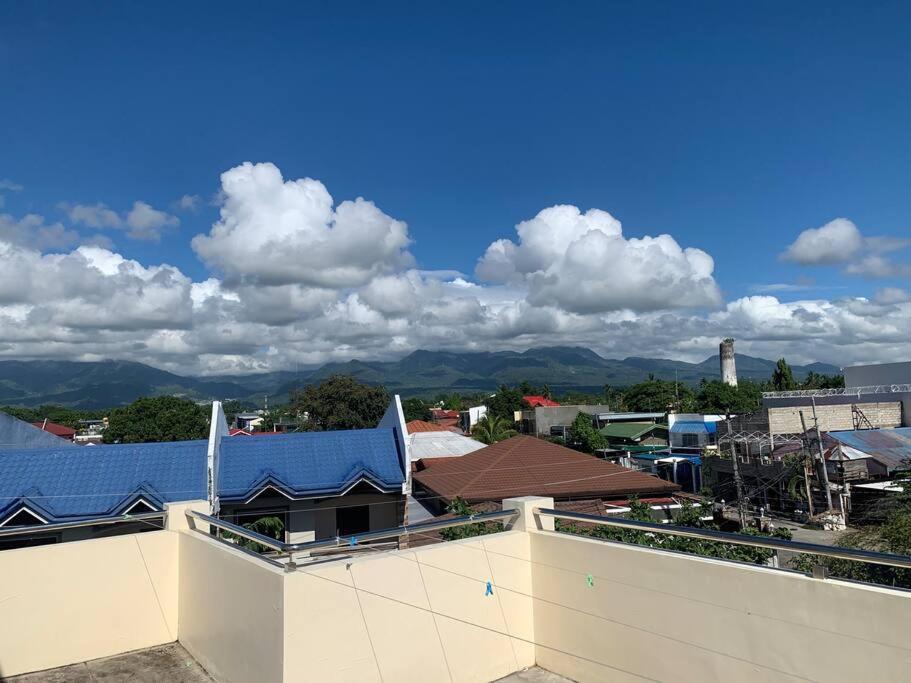 Lee'S Apartment Dumaguete City Экстерьер фото